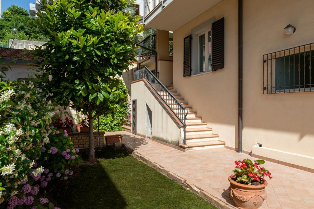 Casa Rubini Apartment Teramo Bagian luar foto